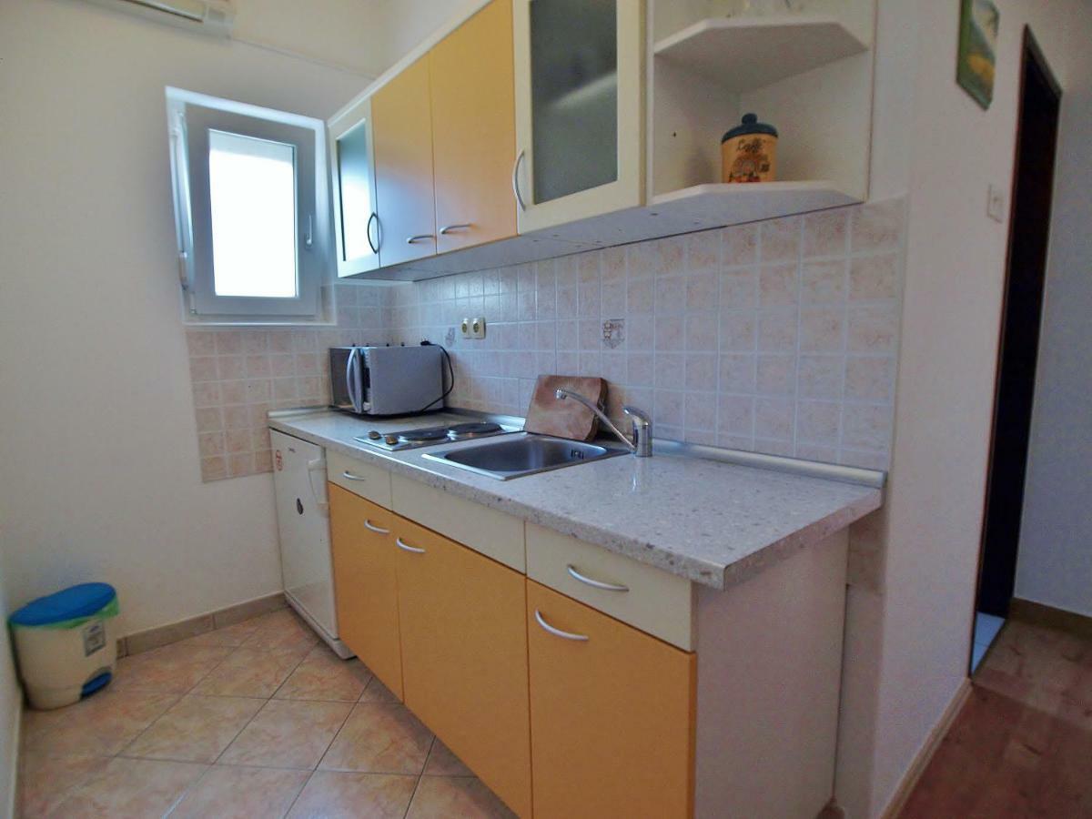 Apartments Bosiljka Раб Екстер'єр фото