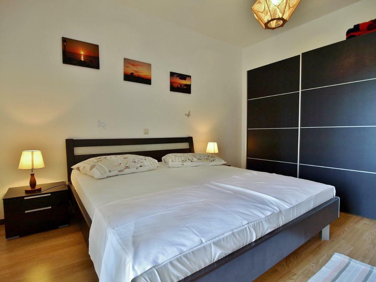 Apartments Bosiljka Раб Екстер'єр фото